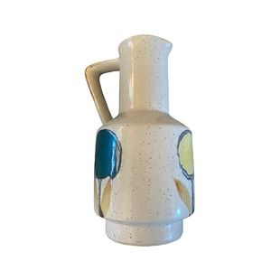 Vintage speckled ceramic pitcher vase. Colorful 3 flowers. Japan